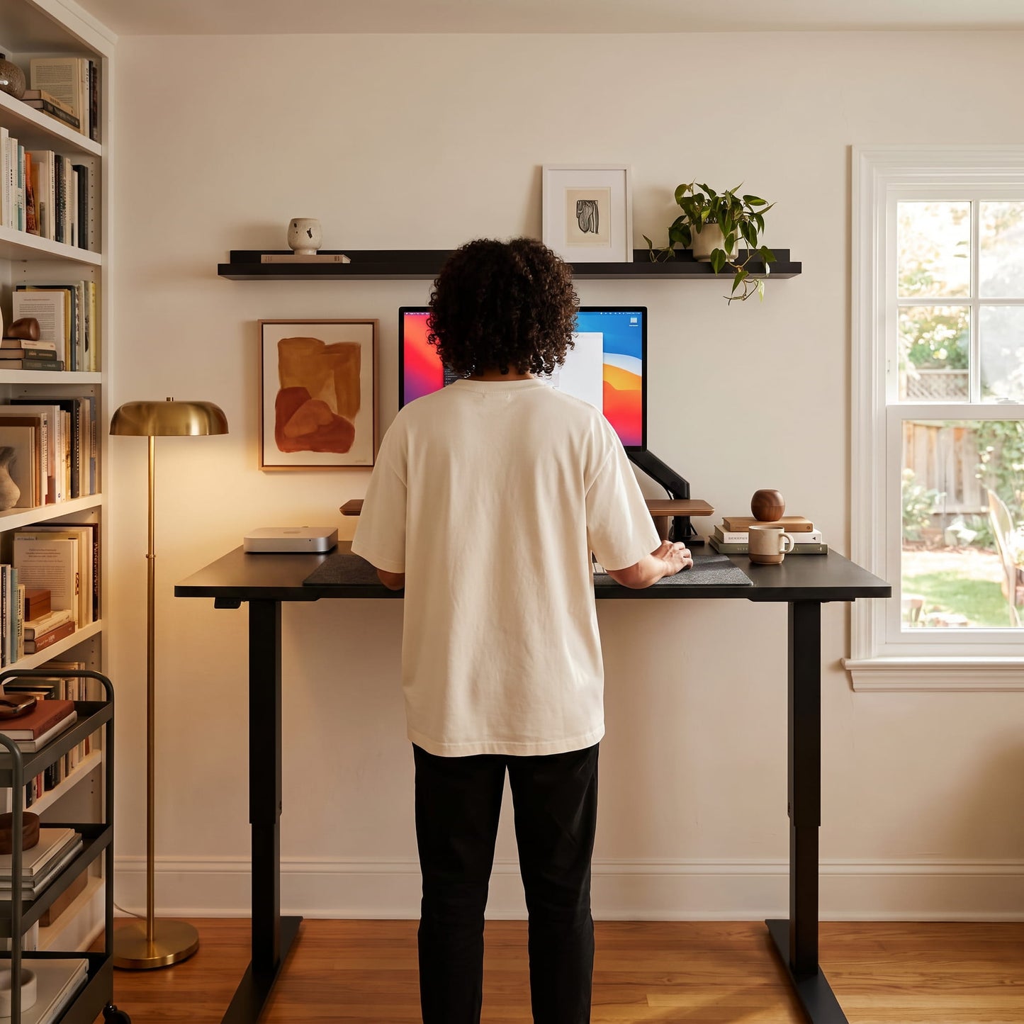 Sit-Stand Desk Pro