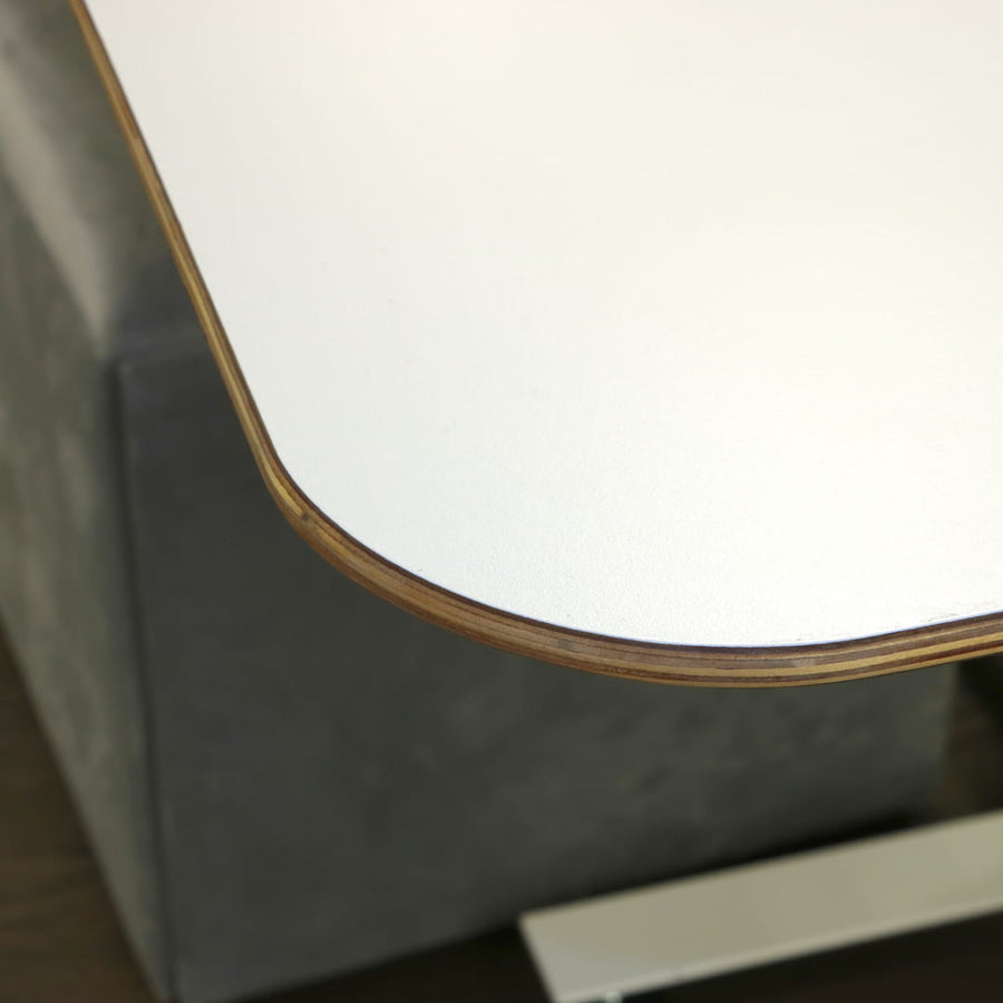 White FENIX Xtreme Matt birch ply desktop finish