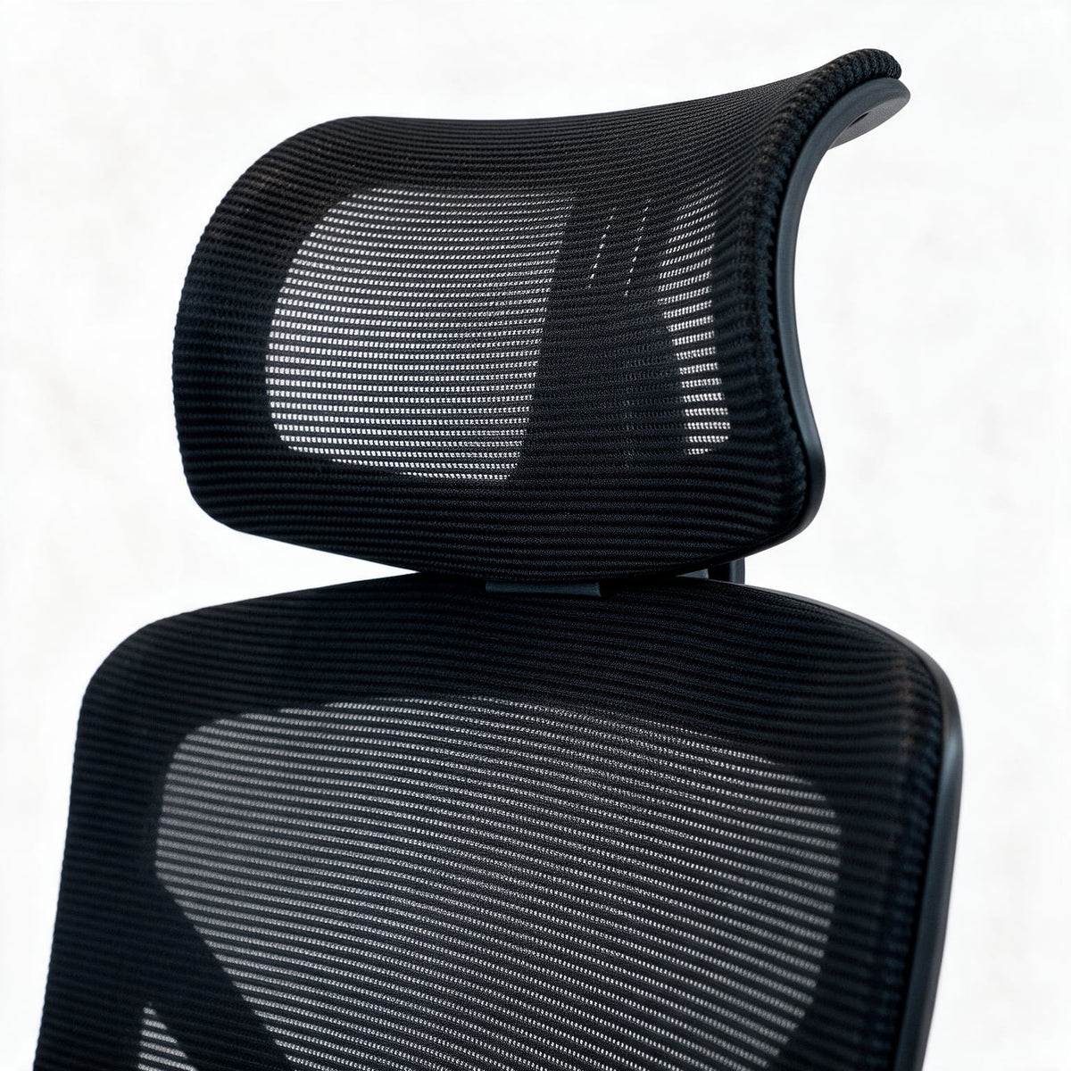 Aura Headrest