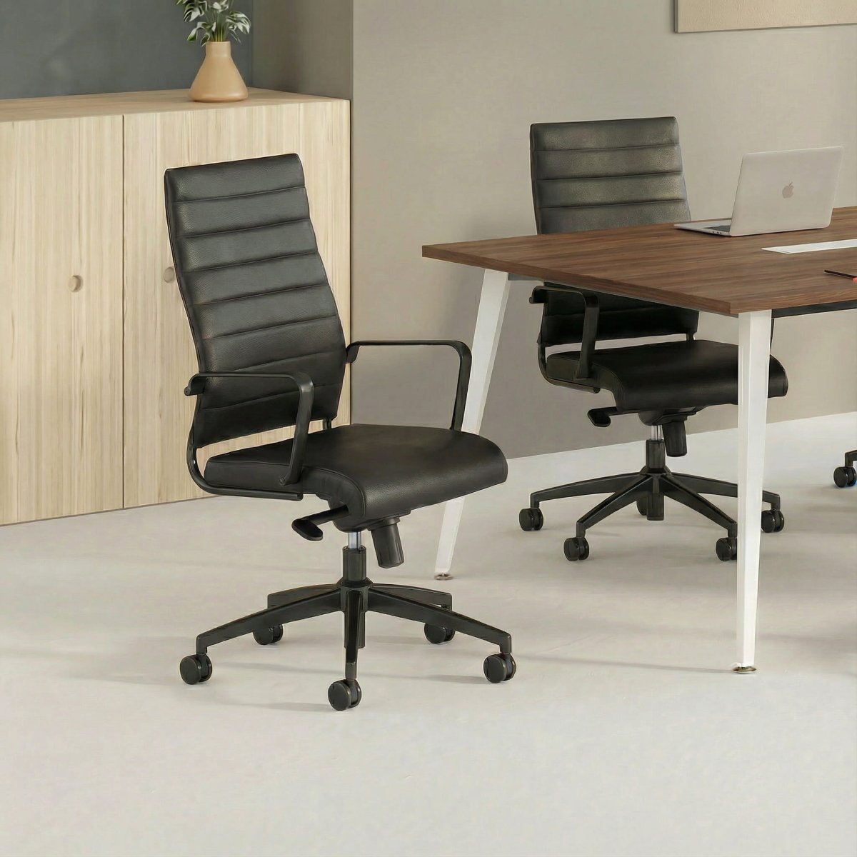 The Boardroom Chair - Workspace Dreams The Boardroom Chair