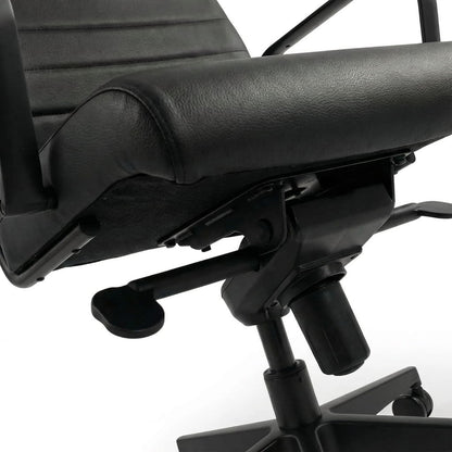 The Boardroom Chair - Workspace Dreams The Boardroom Chair